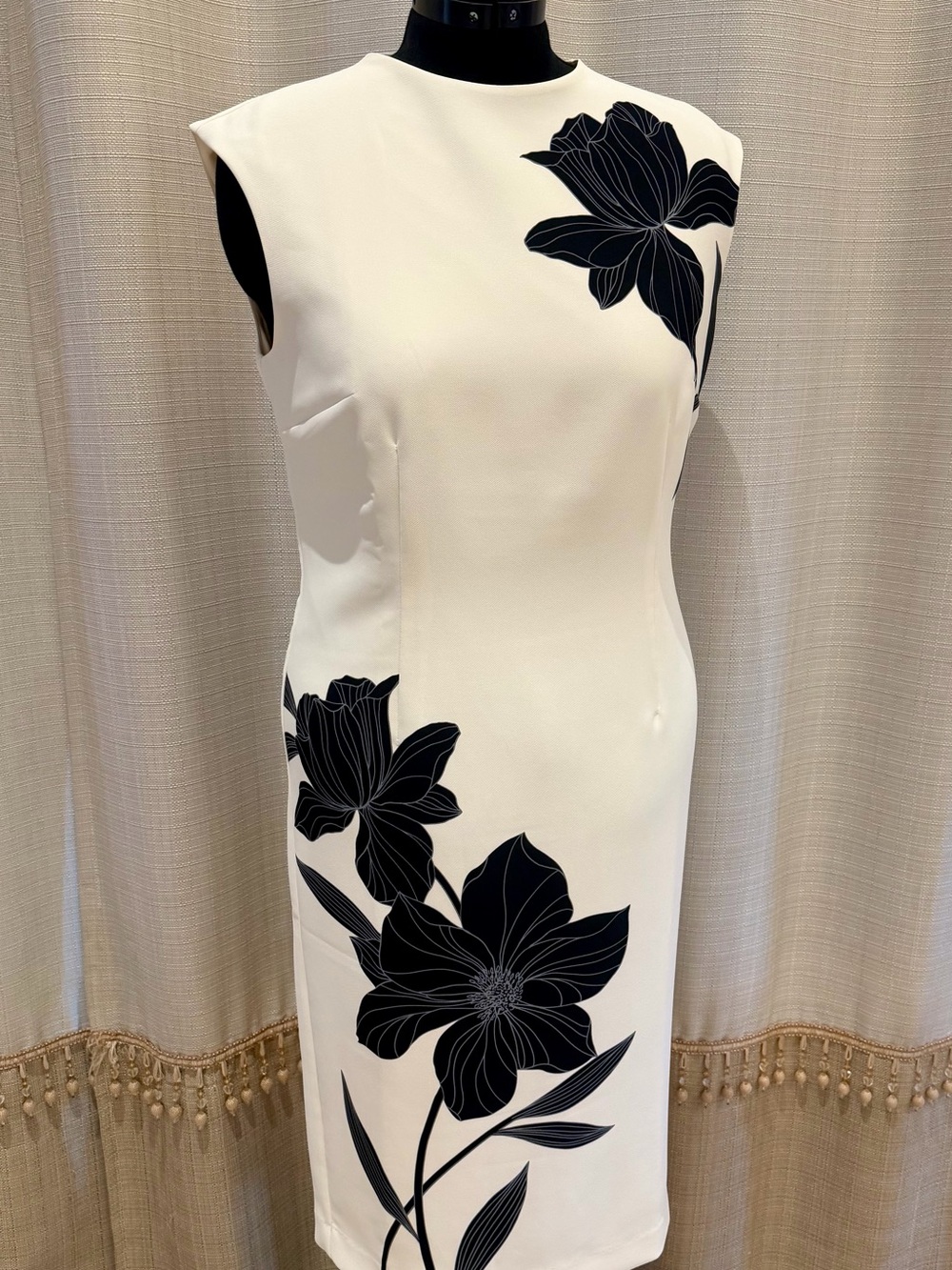 NWT Ann Taylor Black White Floral Cap Sleeve Sheath Dress Size 12 MSRP $179